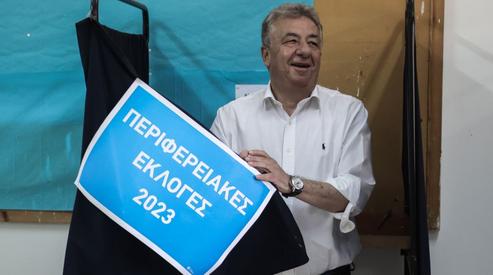 Ο Σταύρος ο Αρναουτάκης ούτε απειλείτε, ούτε εκβιάζεται
