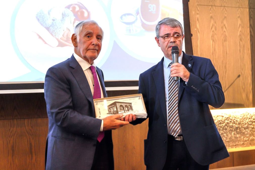 Βράβευση Δ. Φιλιώτη από την Ελληνική Διαβητολογική Εταιρεία
