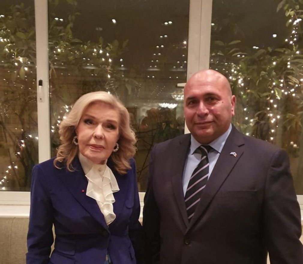 Ανεβαίνει ο Γιάννης!