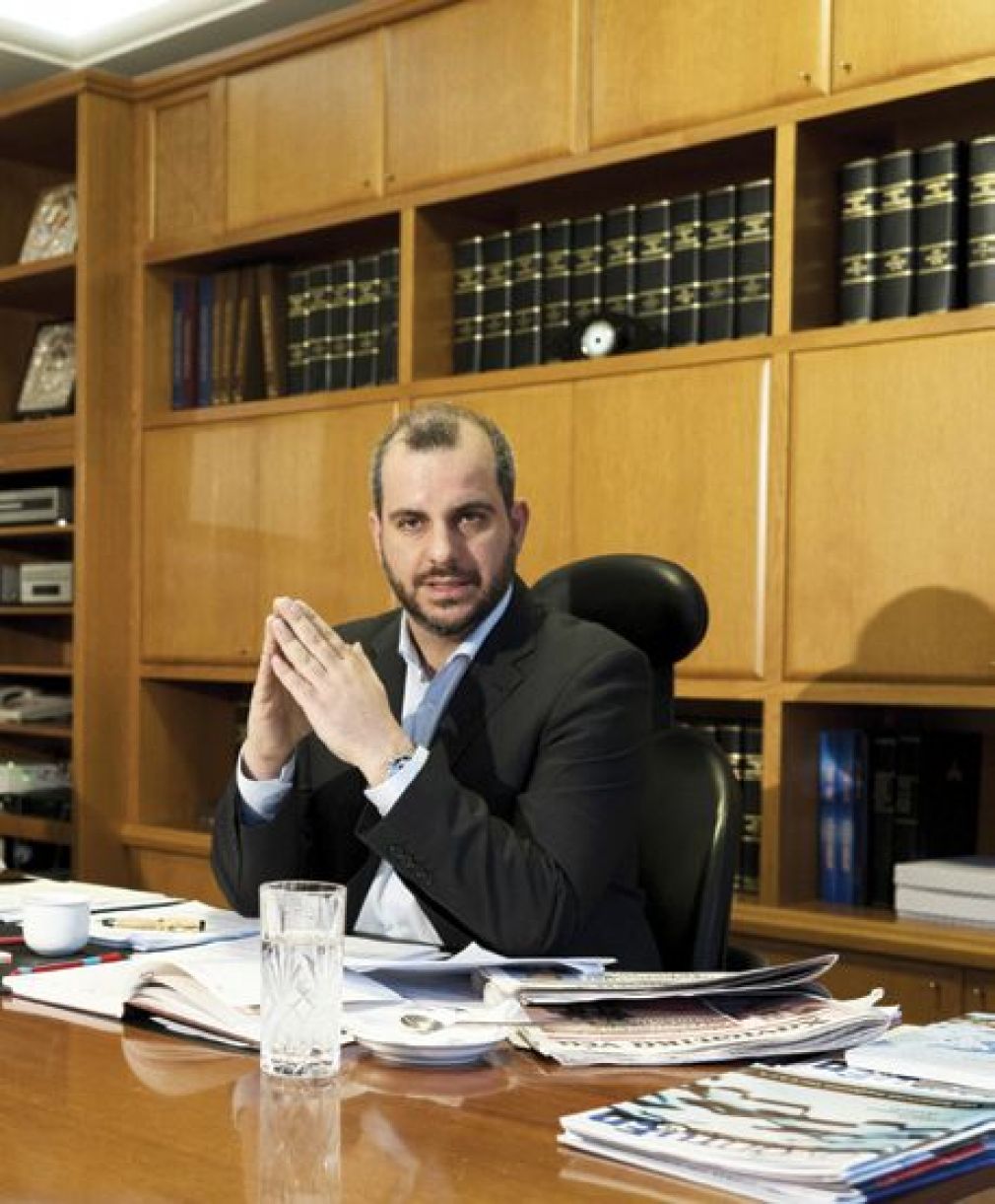 Πρόεδρε... τα πλοία... βουλιάζουν... το πήρες χαμπάρι;