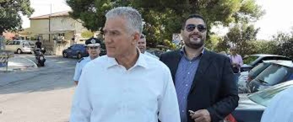 Επέστρεψε...