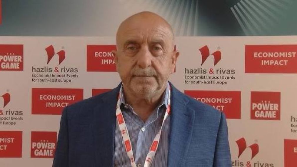 Πλησιάζει... ο Πολάκης!