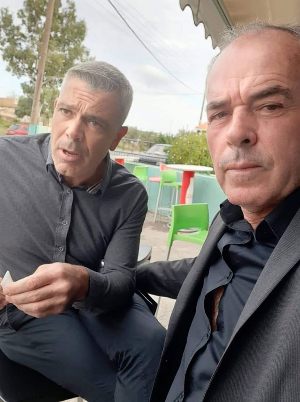 Κολλητοί...