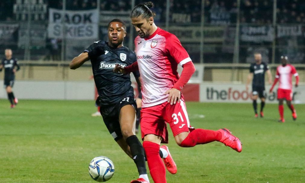 Και όμως... σήμερα έπαιζαν μπαλίτσα!