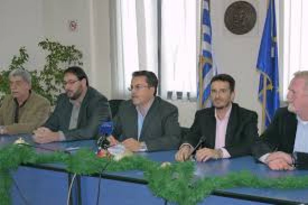 Μπελάδες για τον Γιάννη... αλλά δεν "μασάει"!