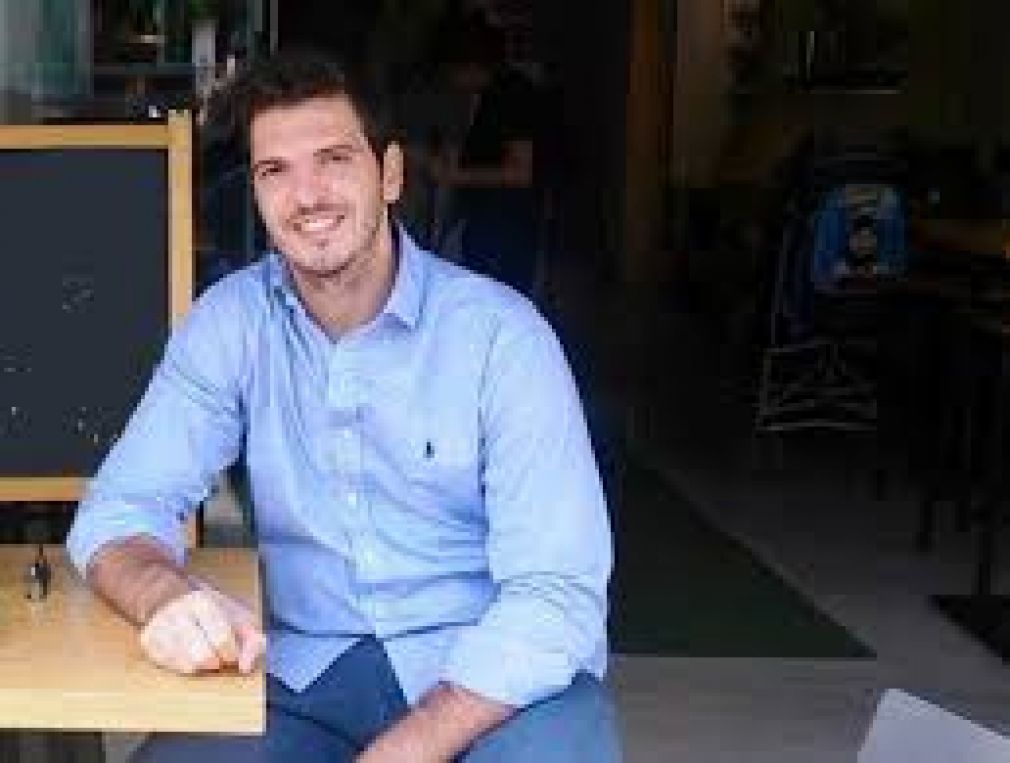 Κατεβάστε τον στη Περιφέρεια!